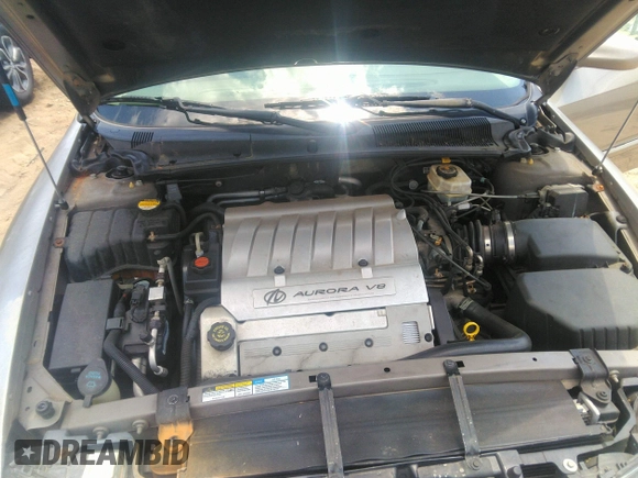 2001 Oldsmobile Aurora with VIN 1G3GS64C514111797, listed as a IAAI auction lot 42230811 with Not Provided miles and . Bid and sale history available at DreamBid. Image 10.