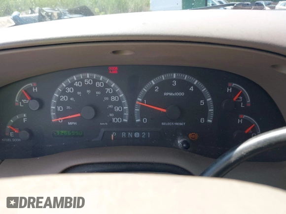 2001 Ford F-150 XLT with VIN 1FTRW08L71KC63676, listed as a IAAI auction lot 42536000 with 326,699 mi miles and . Bid and sale history available at DreamBid. Image 7.