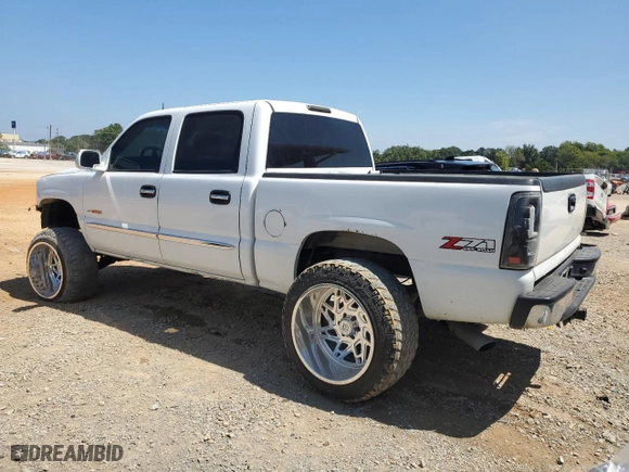 2004 GMC Sierra 1500 Crew Cab SLT with VIN 2GTEK13T841313335, listed as a Copart auction lot 68337324 with NaN miles and Salvage Title. Bid and sale history available at carsss.com. Image 2.