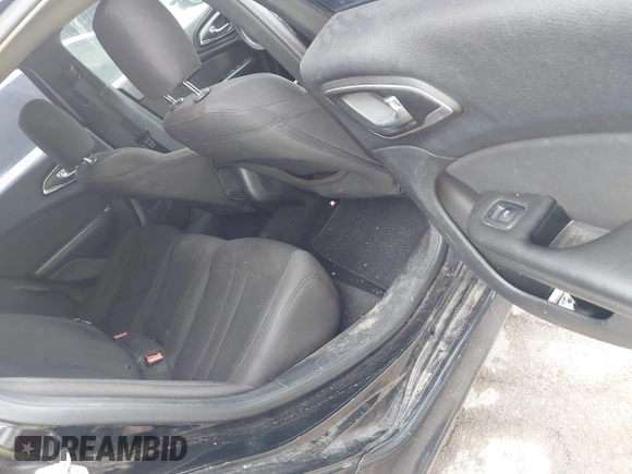 2015 Chrysler 200 Limited with VIN 1C3CCCAB8FN543196, listed as a IAAI auction lot 42670297 with 187,381 mi miles and . Bid and sale history available at DreamBid. Image 8.