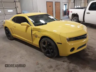 2011 Chevrolet Camaro 2LS с VIN 2G1FA1ED3B9113466, выставлен на аукционе IAAI как лот 41369041 с пробегом 130 458 миль миль и . История ставок и продаж доступна на DreamBid. Изображение 1.