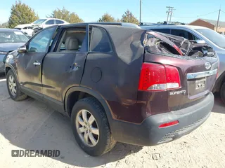 2012 Kia Sorento LX with VIN 5XYKTDA22CG267971, listed as a IAAI auction lot 41628962 with 170,195 mi miles. Bid and sale history available at carsss.com. Image 3.