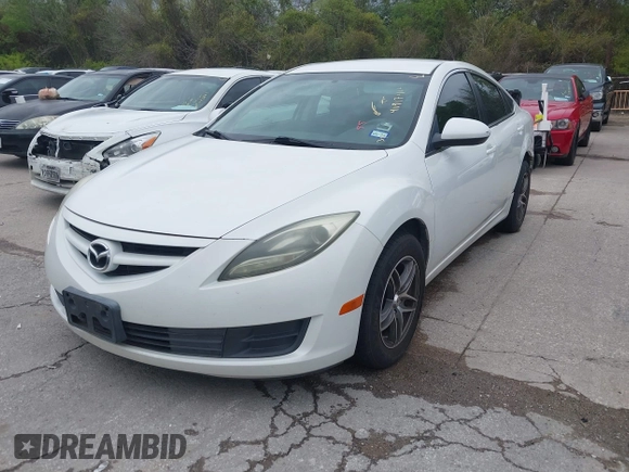 2011 Mazda Mazda6 i Sport with VIN 1YVHZ8BH7B5M09039, listed as a IAAI auction lot 41917414 with 134,688 mi miles. Bid and sale history available at carsss.com. Image 2.