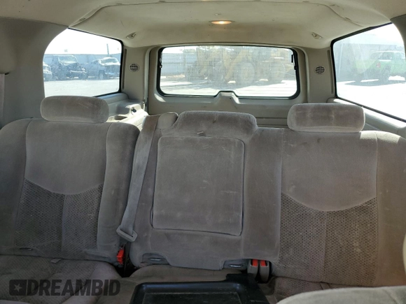 2005 Chevrolet Suburban LS with VIN 3GNFK16Z15G176484, listed as a Copart auction lot 74426024 with 248,137 mi miles and Salvage Title. Bid and sale history available at carsss.com. Image 10.