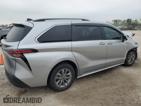 2022 Toyota Sienna XLE with VIN 5TDYRKEC5NS123868, listed as a Copart auction lot 50550835 with 37,350 mi miles and Salvage Title. Bid and sale history available at DreamBid. Image 3.