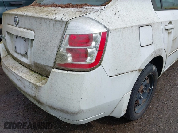 2008 Nissan Sentra 2.0 with VIN 3N1AB61E18L674767, listed as a IAAI auction lot 41924234 with Not provided miles and . Bid and sale history available at DreamBid. Image 13.