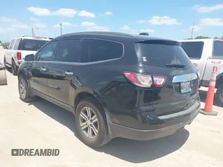 2016 Chevrolet Traverse LT z VIN 1GNKRHKD1GJ178749, wystawiony jako IAAI lot #42455985 z przebiegiem 197 535 mil mil oraz . Historia ofert i sprzedaży dostępna na DreamBid. Obrazek 3.