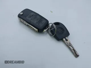 2010 Volkswagen Jetta SE z VIN 3VWRX7AJXAM068000, wystawiony jako IAAI lot #41961777 z przebiegiem 179 307 mil mil oraz . Historia ofert i sprzedaży dostępna na DreamBid. Obrazek 11.