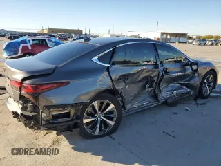 2021 Lexus LS with VIN JTHD51FF9M5013406, listed as a Copart auction lot 84926124 with 31,209 mi miles and Salvage Title. Bid and sale history available at carsss.com. Image 3.