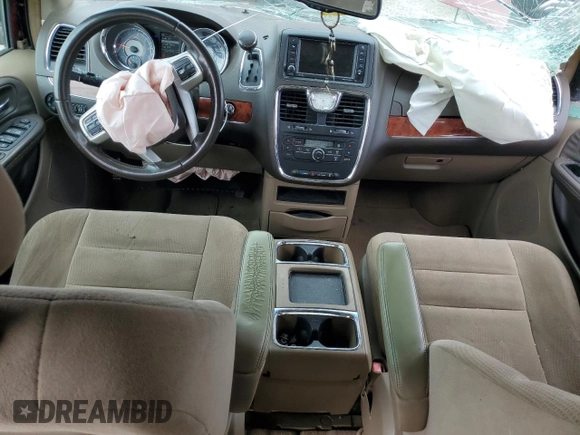 2014 Chrysler Town & Country Touring with VIN 2C4RC1BG4ER372422, listed as a Copart auction lot 49173035 with 175,270 mi miles and Clean Title. Bid and sale history available at DreamBid. Image 8.