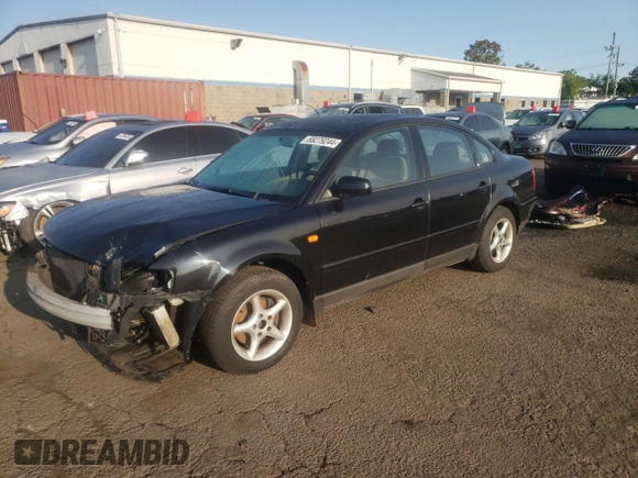 1998 Volkswagen Passat with VIN WVWMA63B0WE159272, listed as a Copart auction lot 68279244 with 162,107 mi miles and Salvage title. Bid and sale history available at DreamBid. Image 1.
