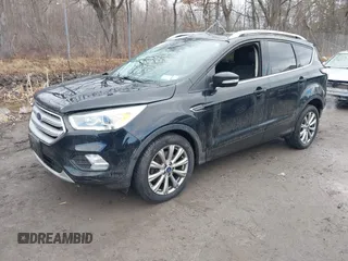 2018 Ford Escape Titanium с VIN 1FMCU9J99JUA14598, выставлен на аукционе IAAI как лот 41859368 с пробегом 59 438 миль миль и . История ставок и продаж доступна на DreamBid. Изображение 17.