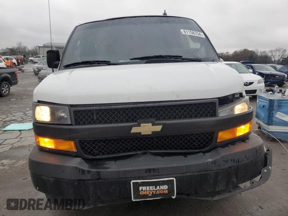 2019 Chevrolet Express Cargo with VIN 1GCWGBFGXK1239395, listed as a Copart auction lot 81158754 with 165,636 mi miles and Salvage title. Bid and sale history available at DreamBid. Image 5.