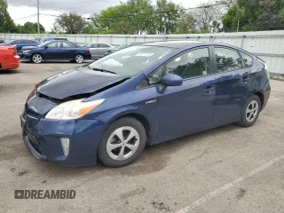 2013 Toyota Prius One z VIN JTDKN3DU6D1647995, wystawiony jako Copart lot #56371735 z przebiegiem 130 154 mil mil oraz Szkoda całkowita • Salvage title. Historia ofert i sprzedaży dostępna na DreamBid. Obrazek 1.
