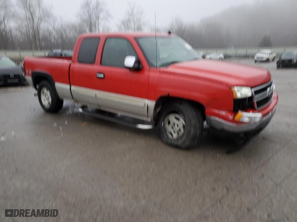 2007 Chevrolet Silverado 1500 Classic LT1 with VIN 1GCEK19Z37Z146454, listed as a Copart auction lot 44326945 with 268,152 mi miles and Salvage Title. Bid and sale history available at carsss.com. Image 4.
