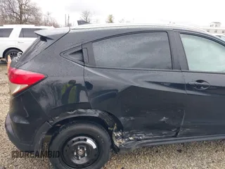 2021 Honda HR-V EX with VIN 3CZRU6H50MM717686, listed as a IAAI auction lot 41735102 with 87,258 mi miles. Bid and sale history available at carsss.com. Image 6.