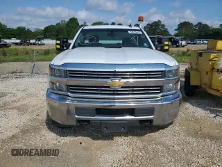 2016 Chevrolet Silverado 3500HD Work Truck z VIN 1GB3CYCGXGZ276157, wystawiony jako Copart lot #56558135 z przebiegiem 112 393 mil mil oraz Czysty tytuł • Clean title. Historia ofert i sprzedaży dostępna na DreamBid. Obrazek 5.