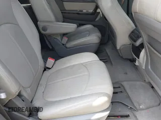 2014 GMC Acadia SLT z VIN 1GKKRRKDXEJ117447, wystawiony jako IAAI lot #42263858 z przebiegiem 274 442 mil mil oraz . Historia ofert i sprzedaży dostępna na DreamBid. Obrazek 8.