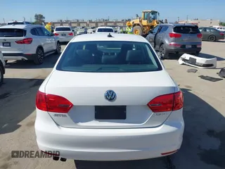 2012 Volkswagen Jetta SE with VIN 3VWDP7AJ3CM412988, listed as a IAAI auction lot 42528977 with 57,175 mi miles and . Bid and sale history available at DreamBid. Image 17.