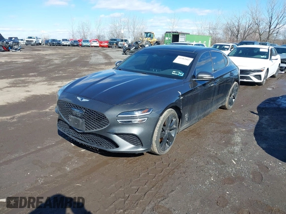 2023 Genesis G70 2.0T z VIN KMTG34TA9PU109174, wystawiony jako IAAI lot #41582887 z przebiegiem 72 996 mil mil oraz . Historia ofert i sprzedaży dostępna na DreamBid. Obrazek 2.