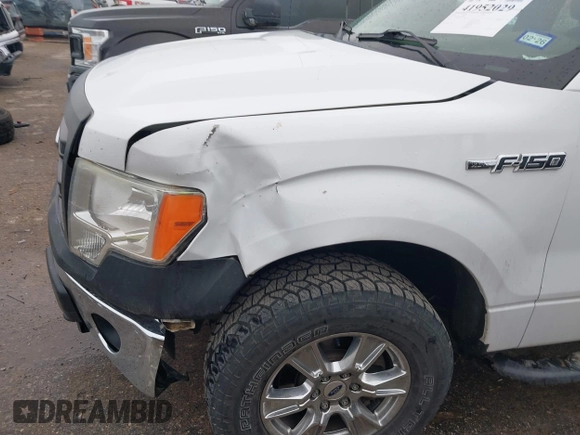 2014 Ford F-150 XL z VIN 1FTFX1EF0EKD45971, wystawiony jako IAAI lot #41952029 z przebiegiem 168 634 mil mil oraz . Historia ofert i sprzedaży dostępna na DreamBid. Obrazek 6.