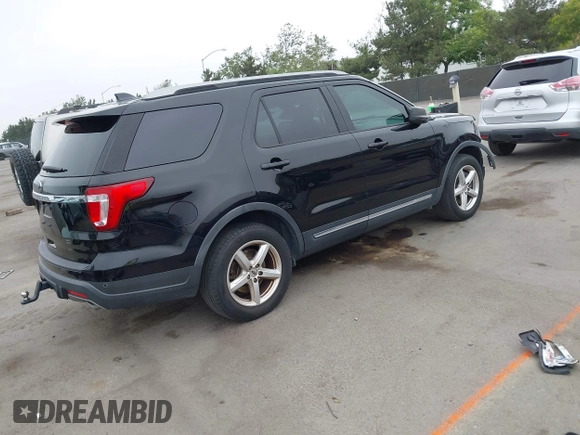 2018 Ford Explorer XLT with VIN 1FM5K7D87JGB56985, listed as a IAAI auction lot 42436824 with 46,010 mi miles and . Bid and sale history available at DreamBid. Image 4.