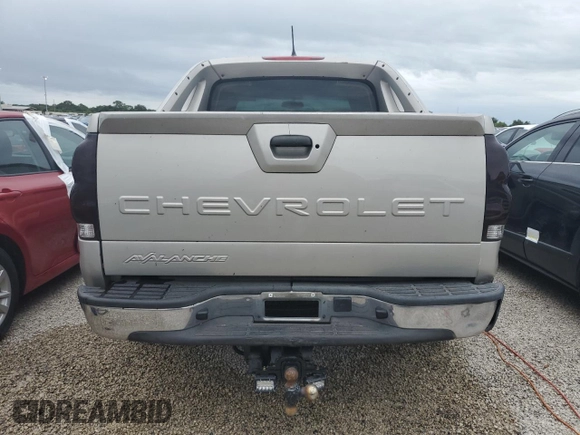 2004 Chevrolet Avalanche with VIN 3GNEC12T14G188854, listed as a Copart auction lot 73875944 with 188,465 mi miles and Salvage Title. Bid and sale history available at carsss.com. Image 6.