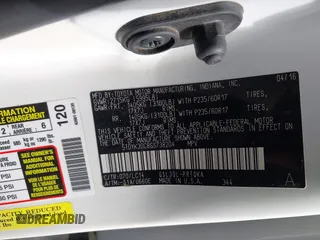 2016 Toyota Sienna XLE with VIN 5TDYK3DC8GS738204, listed as a IAAI auction lot 41105430 with 109,248 mi miles. Bid and sale history available at carsss.com. Image 9.