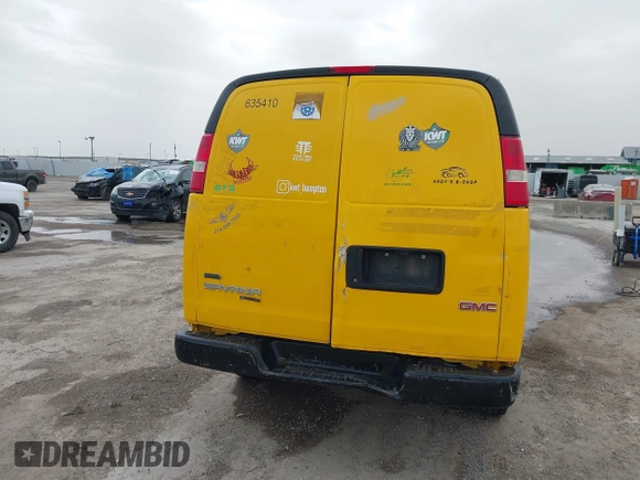 2012 GMC Savana Cargo Van with VIN 1GTW7GCA9C1900087, listed as a IAAI auction lot 41716404 with 277,445 mi miles. Bid and sale history available at carsss.com. Image 6.