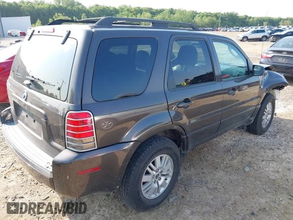 2006 Mercury Mariner Luxury with VIN 4M2YU56196KJ20438, listed as a IAAI auction lot 42394996 with 164,564 mi miles and . Bid and sale history available at DreamBid. Image 4.