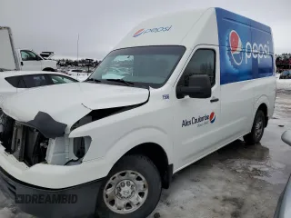 2015 Nissan NV SV with VIN 1N6AF0LY7FN801117, listed as a Copart auction lot 45111185 with 385,489 mi miles and Salvage Title. Bid and sale history available at carsss.com. Image 1.