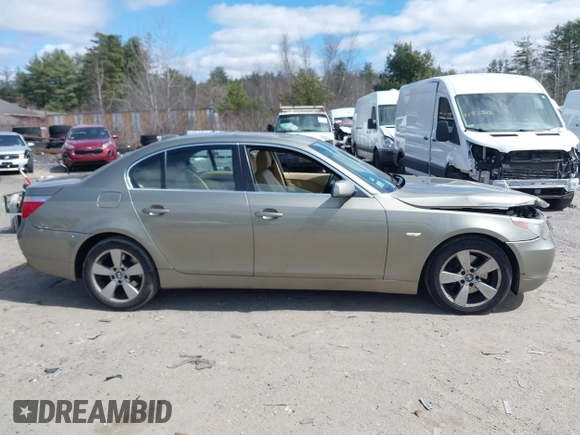 2007 BMW 5 Series with VIN WBANF33547CS41532, listed as a IAAI auction lot 42047518 with 217,725 mi miles and . Bid and sale history available at DreamBid. Image 14.