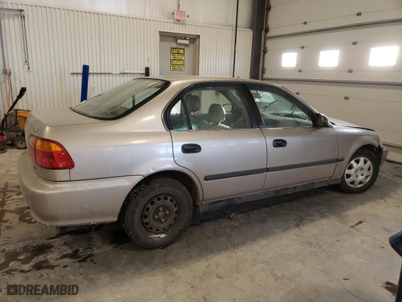 2000 Honda Civic LX with VIN 1HGEJ6672YL060576, listed as a Copart auction lot 45104535 with 130,942 mi miles and Salvage Title. Bid and sale history available at carsss.com. Image 3.