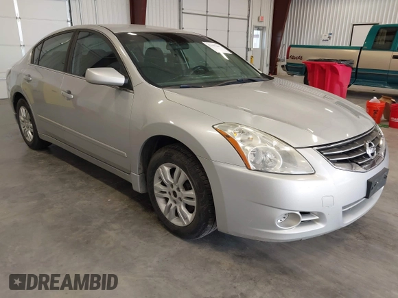 2010 Nissan Altima 2.5 S with VIN 1N4AL2AP2AN549504, listed as a IAAI auction lot 42157447 with 205,094 mi miles. Bid and sale history available at carsss.com. Image 1.