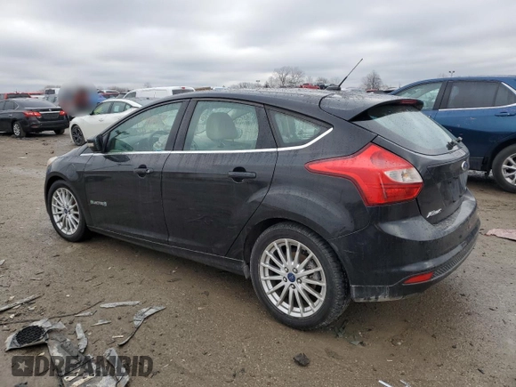 2013 Ford Focus Electric with VIN 1FADP3R45DL139846, listed as a Copart auction lot 43901975 with 70,000 mi miles and Salvage title. Bid and sale history available at DreamBid. Image 2.