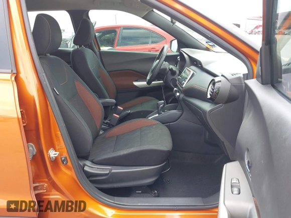 2020 Nissan Kicks SR with VIN 3N1CP5DV4LL492831, listed as a IAAI auction lot 42030507 with 43,203 mi miles. Bid and sale history available at carsss.com. Image 5.