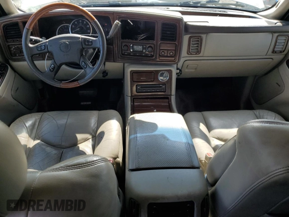 2003 Cadillac Escalade EXT z VIN 3GYEK63N43G144901, wystawiony jako Copart lot #50575195 z przebiegiem 236 328 mil mil oraz Tytuł czysty. Historia ofert i sprzedaży dostępna na DreamBid. Obrazek 8.