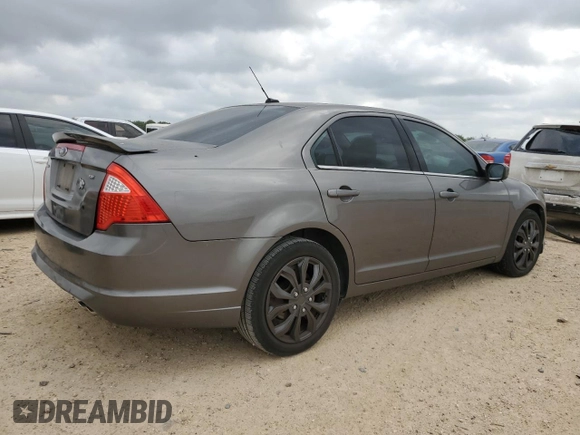 2010 Ford Fusion SE z VIN 3FAHP0HA1AR382364, wystawiony jako Copart lot #54963665 z przebiegiem 155 825 mil mil oraz Czysty tytuł • Clean title. Historia ofert i sprzedaży dostępna na DreamBid. Obrazek 3.