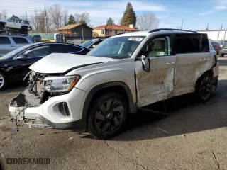 2024 Volkswagen Atlas 2.0T SE w/Technology with VIN 1V2HR2CA5RC503770, listed as a Copart auction lot 48698795 with 26,387 mi miles and Salvage Title. Bid and sale history available at carsss.com. Image 1.