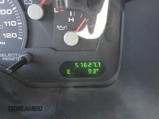 2004 Ford Explorer XLT с VIN 1FMZU63K24ZA15690, выставлен на аукционе IAAI как лот 42583046 с пробегом 57 627 миль миль и . История ставок и продаж доступна на DreamBid. Изображение 7.