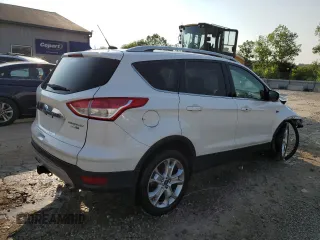 2015 Ford Escape Titanium with VIN 1FMCU9J92FUC09093, listed as a Copart auction lot 59089915 with 62,382 mi miles and Non repairable. Bid and sale history available at DreamBid. Image 3.