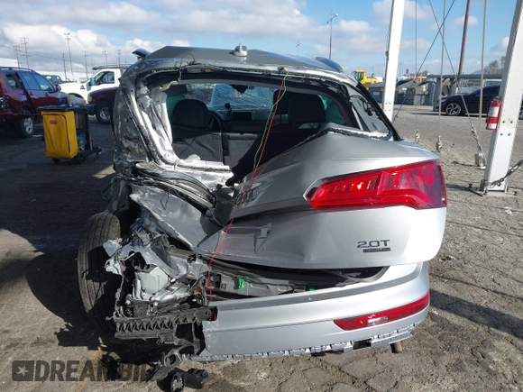 2018 Audi Q5 Premium with VIN WA1ANAFY7J2027138, listed as a IAAI auction lot 41494253 with Not Provided miles and . Bid and sale history available at DreamBid. Image 16.