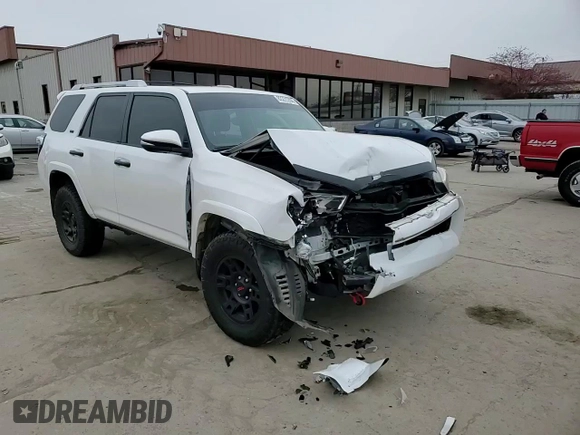 2018 Toyota 4Runner SR5 with VIN JTEBU5JR7J5513205, listed as a Copart auction lot 82271284 with 114,432 mi miles and Clean Title. Bid and sale history available at carsss.com. Image 12.