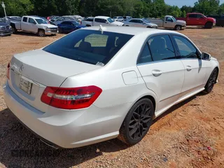 2011 Mercedes-Benz E 350 Luxury с VIN WDDHF5GB6BA467562, выставлен на аукционе IAAI как лот 42461058 с пробегом 113 782 миль миль и . История ставок и продаж доступна на DreamBid. Изображение 4.