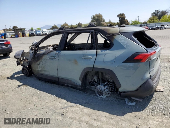 2023 Toyota RAV4 XLE Premium z VIN 2T3A1RFV4PW389370, wystawiony jako Copart lot #55143995 z przebiegiem Nie podano mil oraz Nie do naprawy • Non repairable. Historia ofert i sprzedaży dostępna na DreamBid. Obrazek 2.