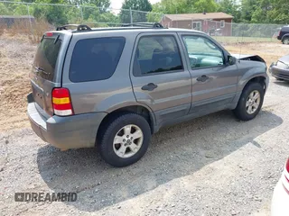 2006 Ford Escape XLT с VIN 1FMYU93106KB08157, выставлен на аукционе IAAI как лот 42471588 с пробегом Не указан миль и . История ставок и продаж доступна на DreamBid. Изображение 4.