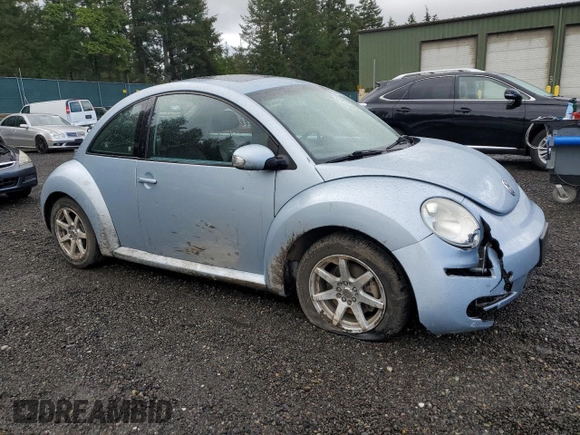 2009 Volkswagen Beetle S with VIN 3VWRG31C29M507454, listed as a Copart auction lot 57183725 with 123,356 mi miles and Salvage title. Bid and sale history available at DreamBid. Image 4.