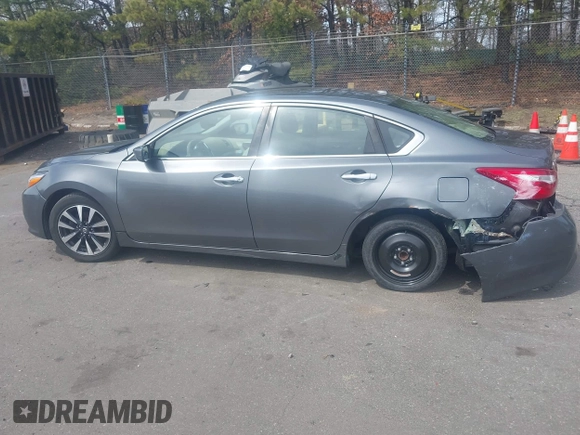 2017 Nissan Altima SV with VIN 1N4AL3AP8HC186315, listed as a IAAI auction lot 41967623 with 89,199 mi miles and . Bid and sale history available at carsss.com. Image 14.