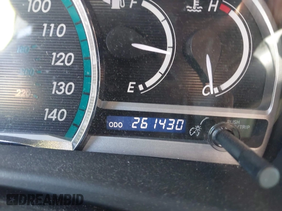 2010 Toyota Venza with VIN 4T3ZK3BB5AU027340, listed as a IAAI auction lot 41974383 with 261,430 mi miles. Bid and sale history available at carsss.com. Image 15.