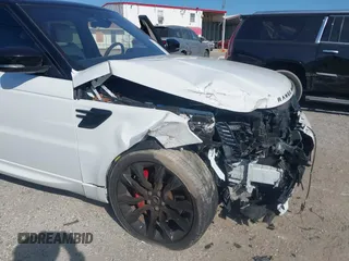 2021 Land Rover Range Rover Sport HST z VIN SALWS2RU0MA776305, wystawiony jako IAAI lot #42074573 z przebiegiem 41 835 mil mil oraz . Historia ofert i sprzedaży dostępna na DreamBid. Obrazek 6.